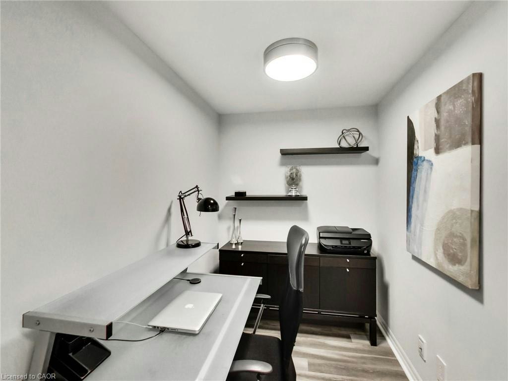 1208-1940 Ironstone Drive, Burlington, ON, L7L 0E4 - 10