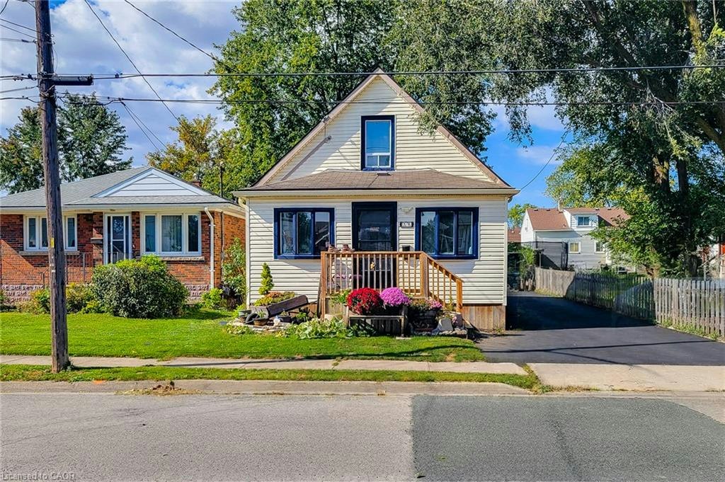 38 Clifford Avenue, Welland, ON, L3C 2G1
