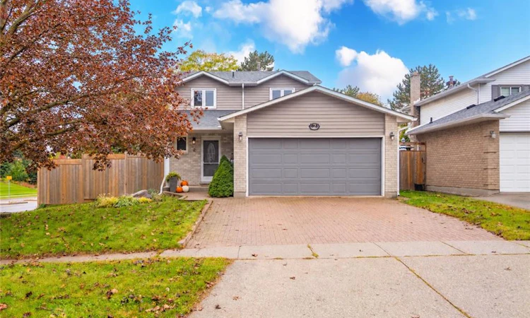 2 Cindy Avenue