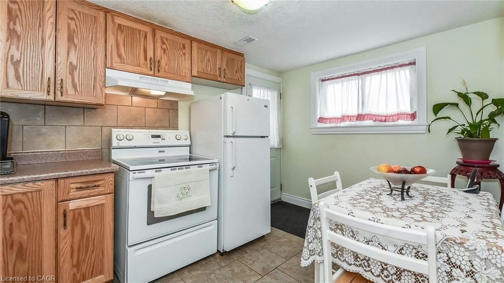 Lower-210 Overlea Drive, Kitchener, ON, N2M 1T3 - 6
