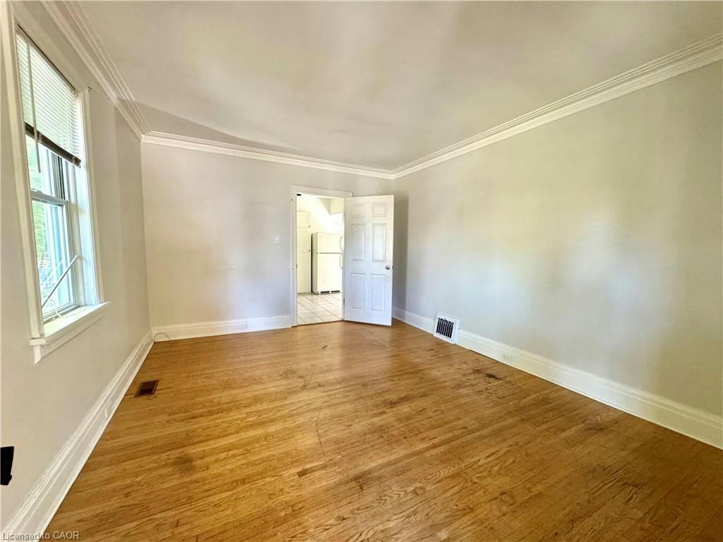 87 Allen Street W, Waterloo, ON, N2L 1E5 - 2