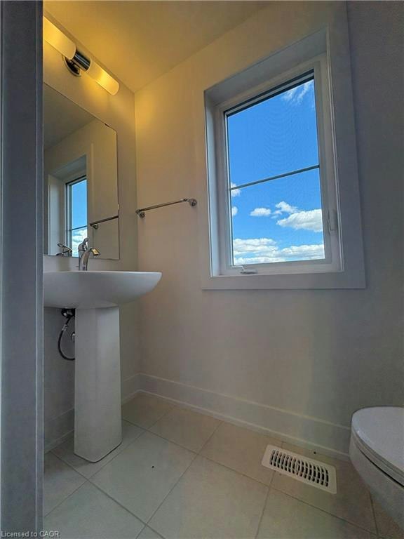 14 Balladry Boulevard, Stratford, ON, N5A 0L5 - 24