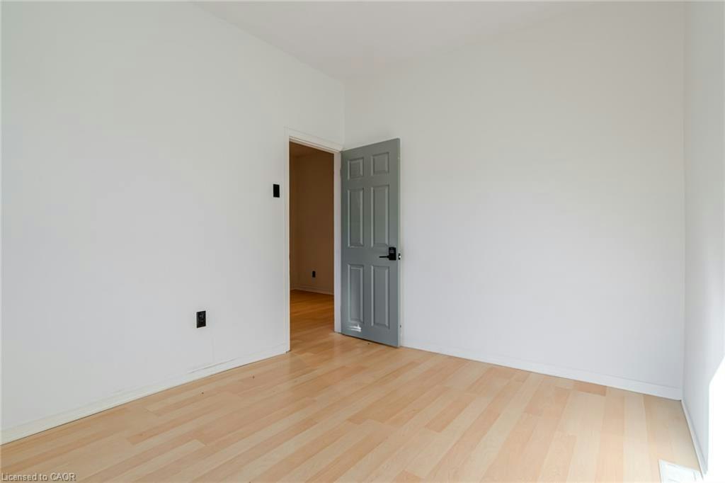 15 Dickson Street, Hamilton, ON, L8L 6B9 - 17