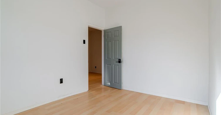 15 Dickson Street, Hamilton, ON, L8L 6B9 - 17