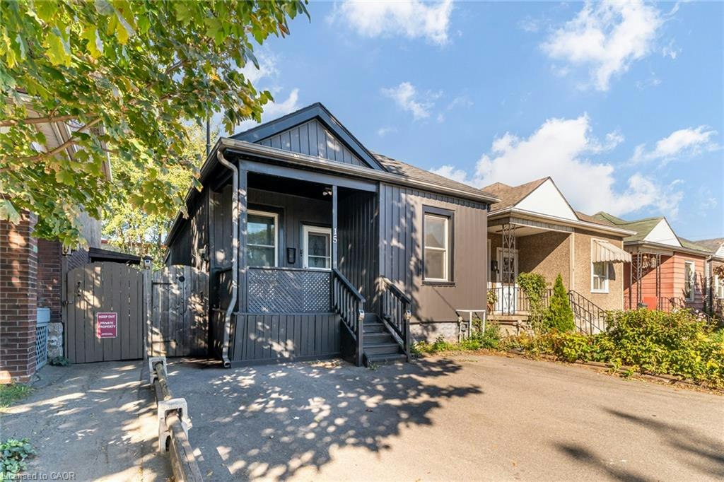 15 Dickson Street, Hamilton, ON, L8L 6B9