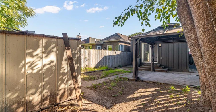 15 Dickson Street, Hamilton, ON, L8L 6B9 - 32