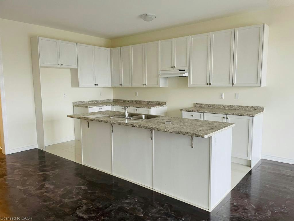MAIN&2ND-20 Donald Ficht Crescent, Brampton, ON, L7A 5H8 - 5