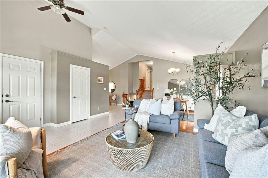 546 Jerseyville Road W, Hamilton, ON, L9G 3L5