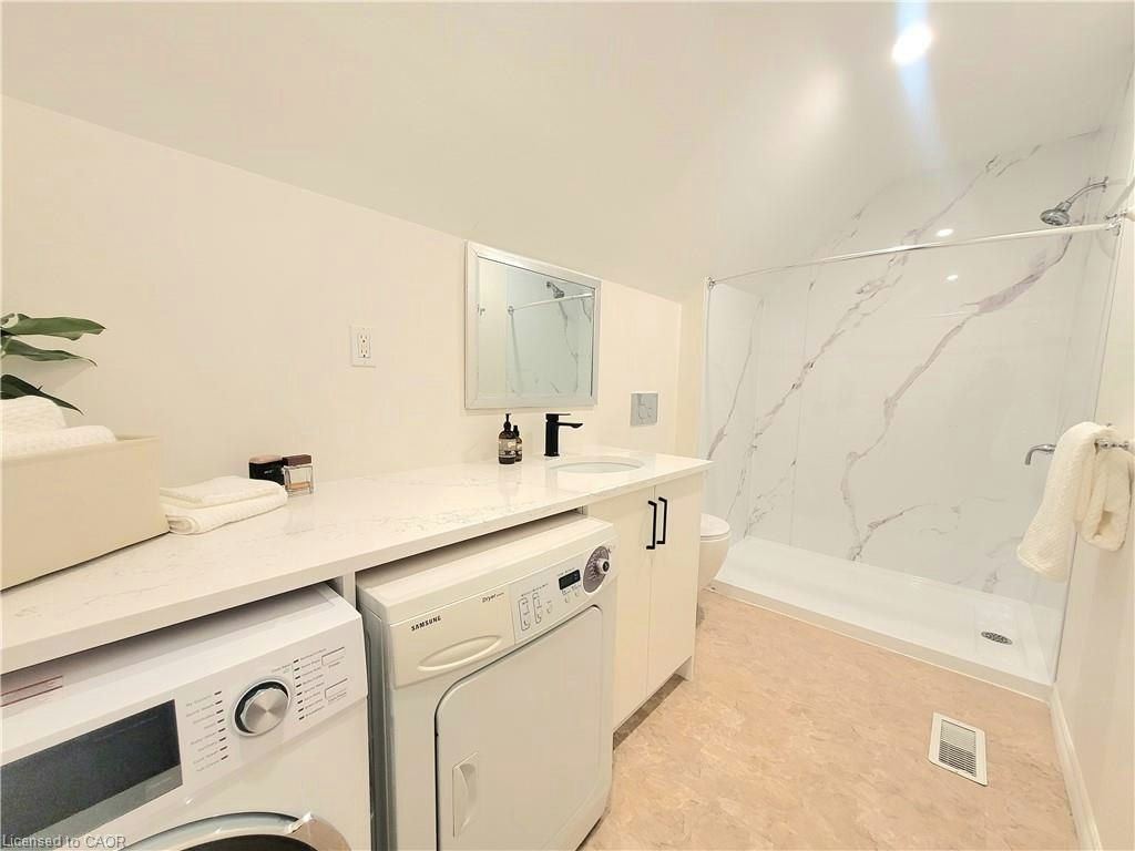 2-121 Blucher Street, Kitchener, ON, N2H 5V2 - 5