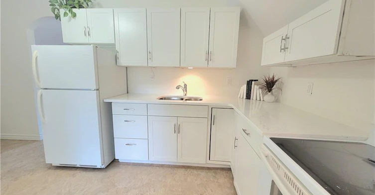 2-121 Blucher Street, Kitchener, ON, N2H 5V2 - 2