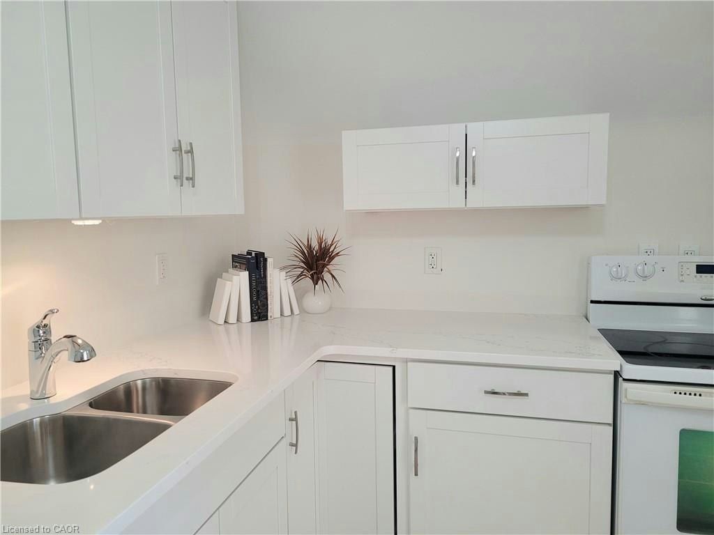 2-121 Blucher Street, Kitchener, ON, N2H 5V2 - 3