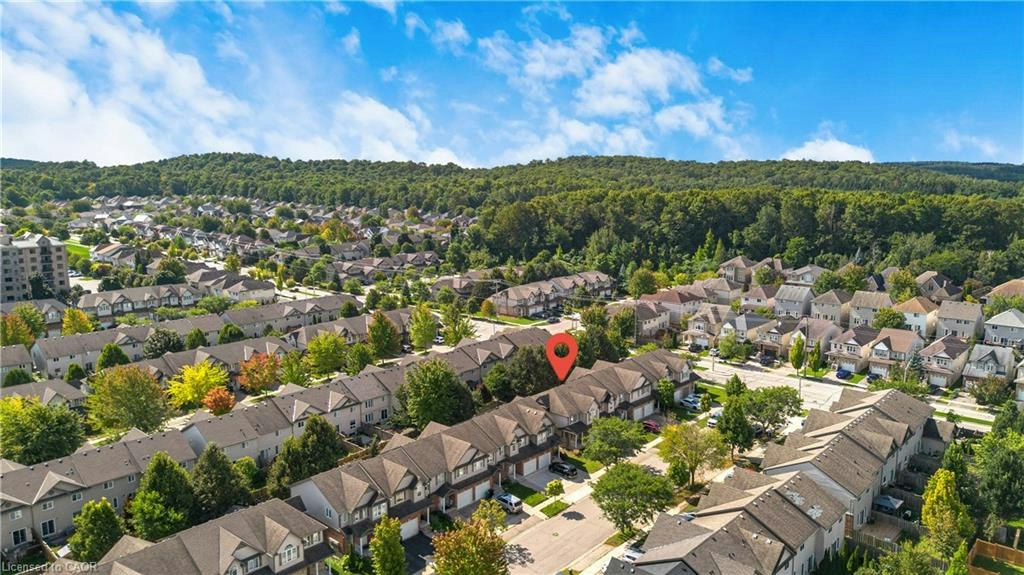 565 Wild Iris Avenue, Waterloo, ON, N2V 2X5 - 2