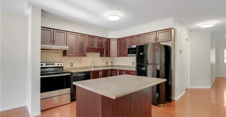 565 Wild Iris Avenue, Waterloo, ON, N2V 2X5 - 18