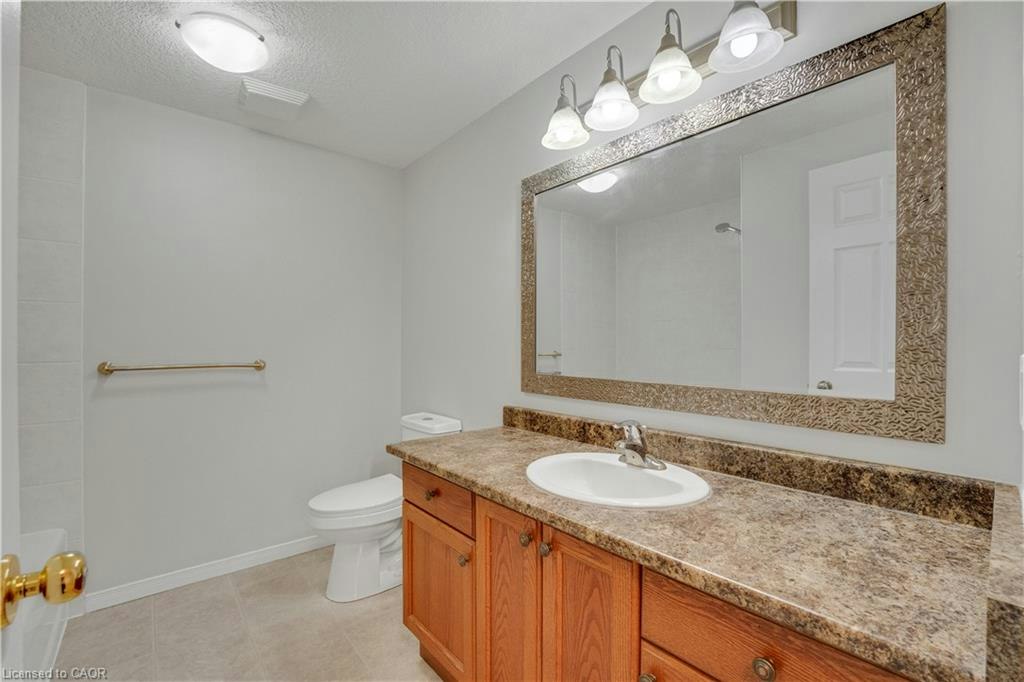 565 Wild Iris Avenue, Waterloo, ON, N2V 2X5 - 38