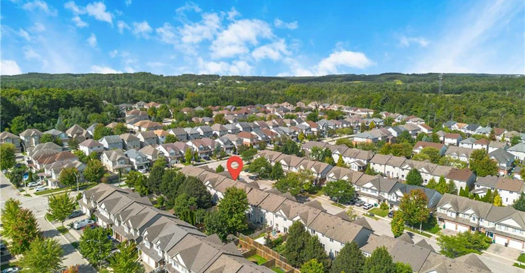 565 Wild Iris Avenue, Waterloo, ON, N2V 2X5