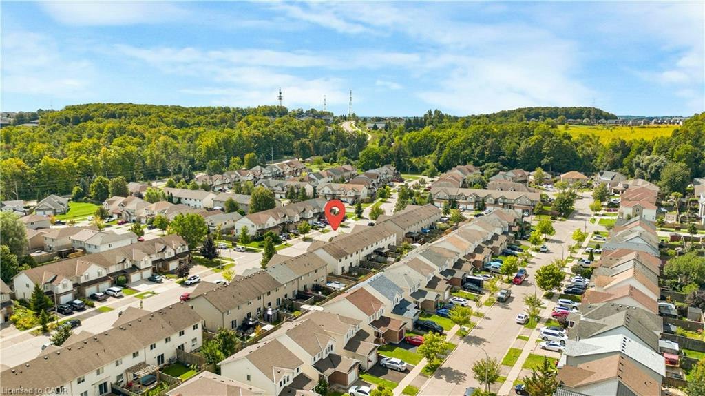 94 Foxglove Crescent, Kitchener, ON, N2E 3Y8 - 3