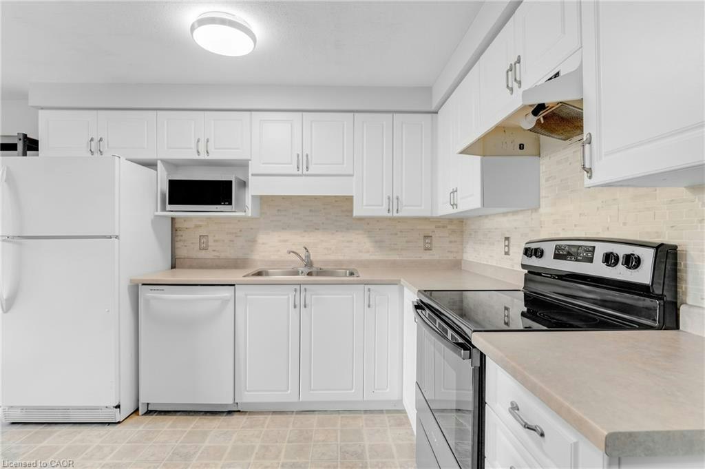 94 Foxglove Crescent, Kitchener, ON, N2E 3Y8 - 17