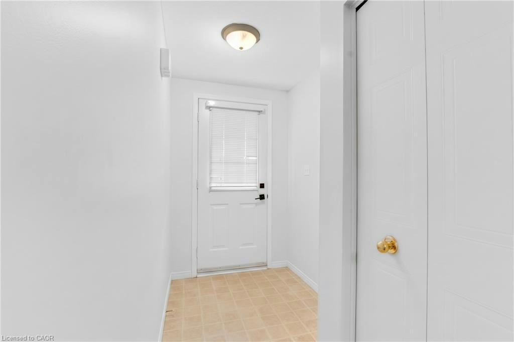 94 Foxglove Crescent, Kitchener, ON, N2E 3Y8 - 11