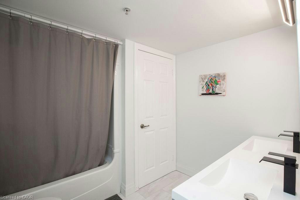 207-1480 Bishops Gate, Oakville, ON, L6M 4N4 - 17