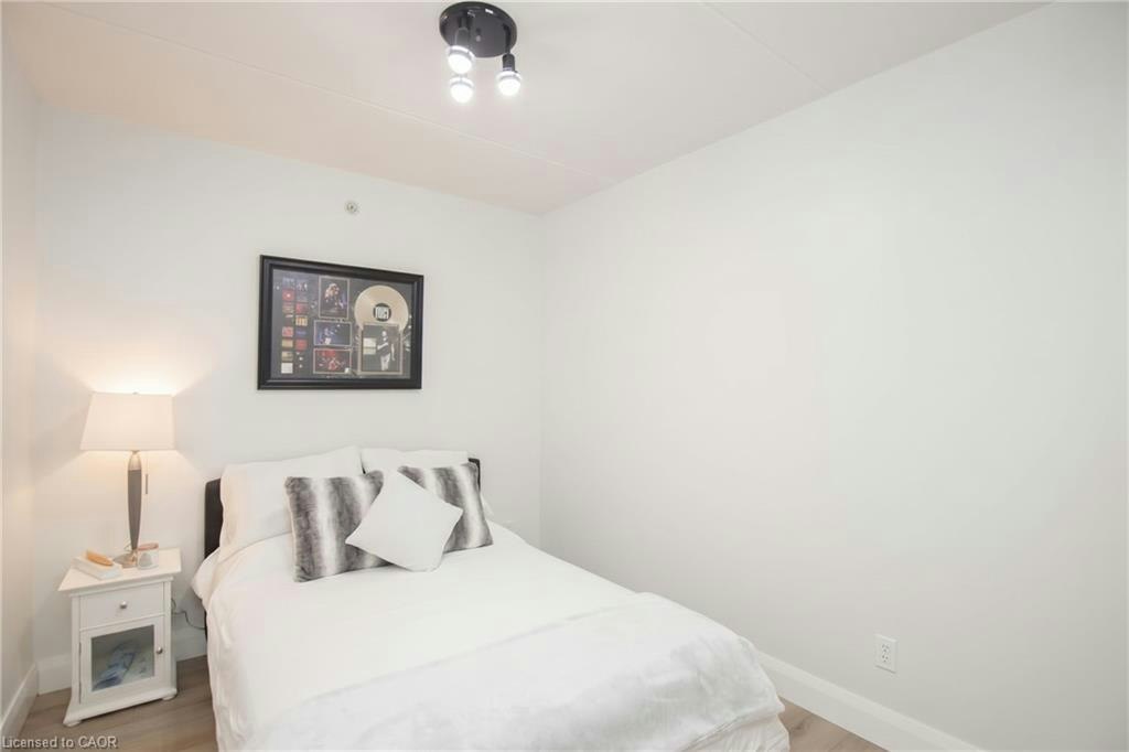 207-1480 Bishops Gate, Oakville, ON, L6M 4N4 - 21