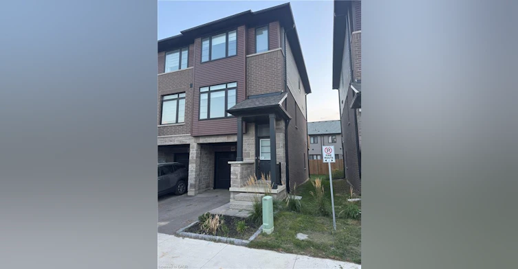 60-461 Blackburn Drive, Brantford, ON, N3T 0W9 - 2
