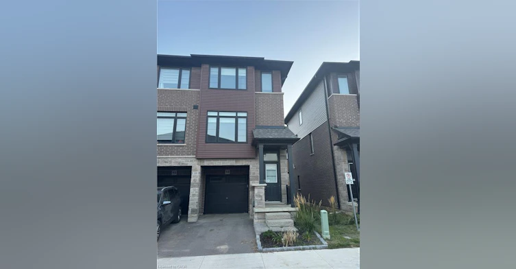 60-461 Blackburn Drive, Brantford, ON, N3T 0W9