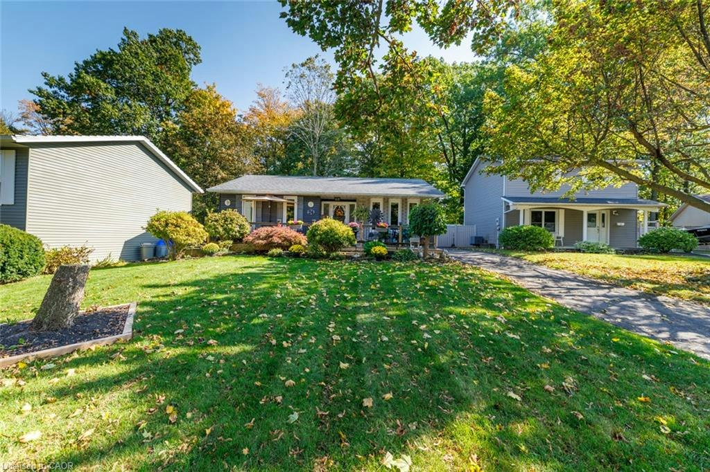 24 Inglewood Court, Grimsby, ON, L3M 4S2