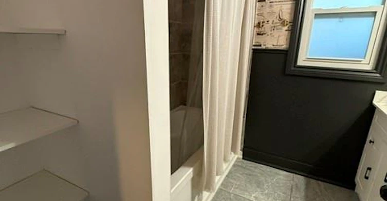 121 Paisley Boulevard E, Mississauga, ON, L5A 1P6 - 14