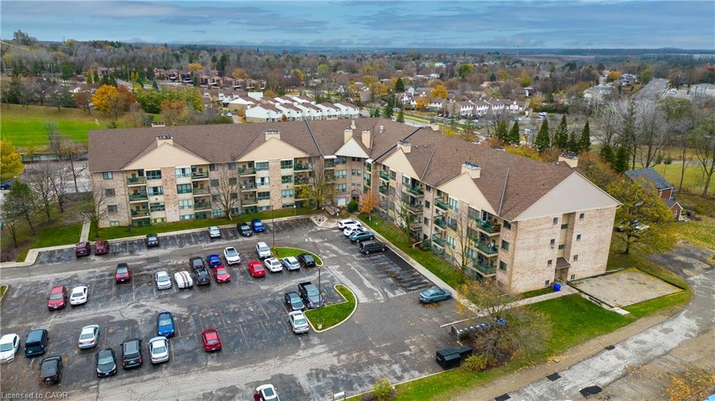 306-15 Hofstetter Avenue, Kitchener, ON, N2A 3Z7