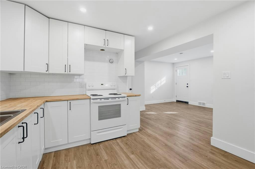 2-24 Briarwood Crescent, Hamilton, ON, L9C 4B9 - 11