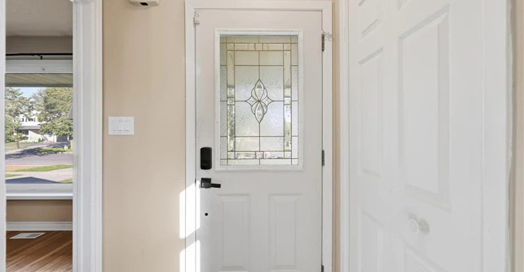 111 Tupper Drive, Thorold, ON, L2V 4C9 - 3