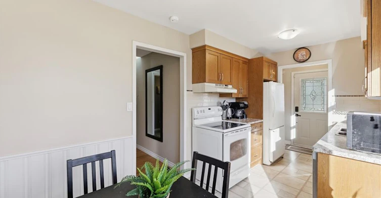 111 Tupper Drive, Thorold, ON, L2V 4C9 - 6