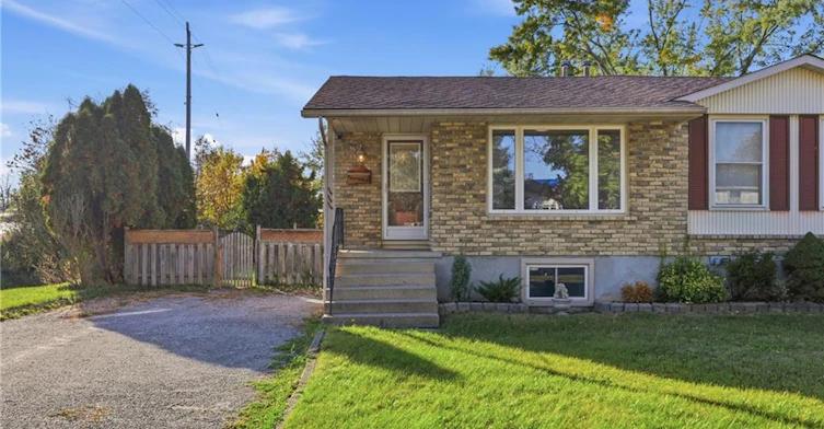 111 Tupper Drive, Thorold, ON, L2V 4C9 - 2