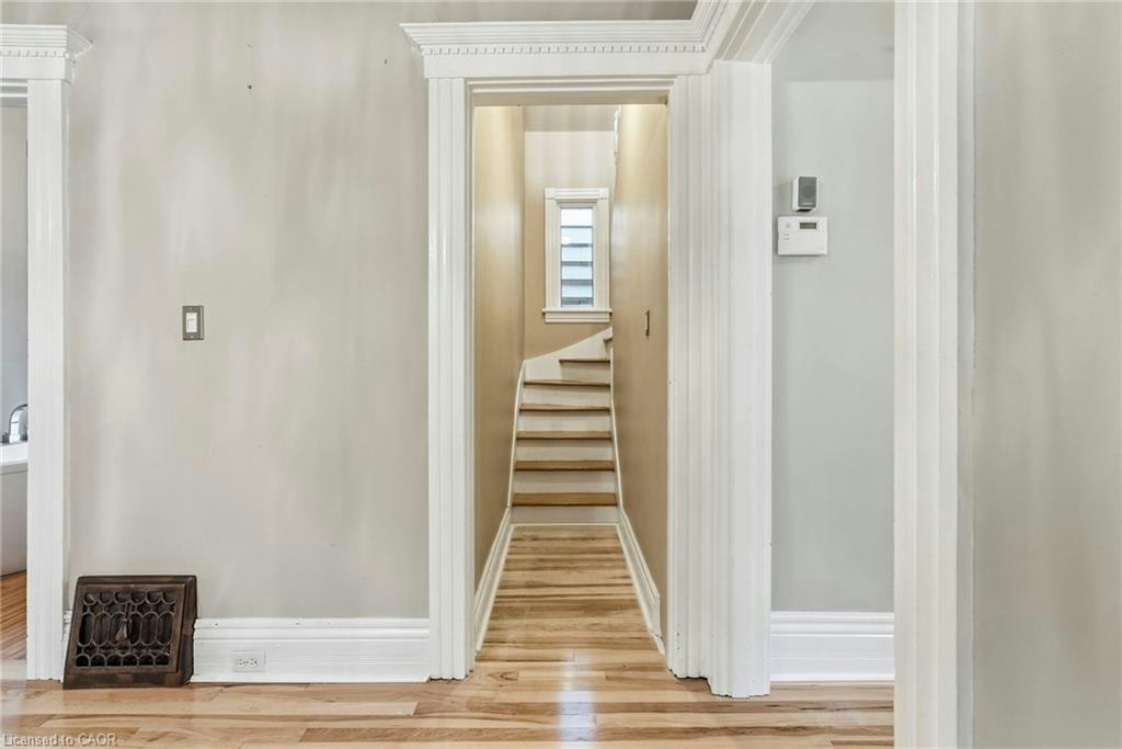 198 Duke Street, Hamilton, ON, L8P 1Y2 - 13