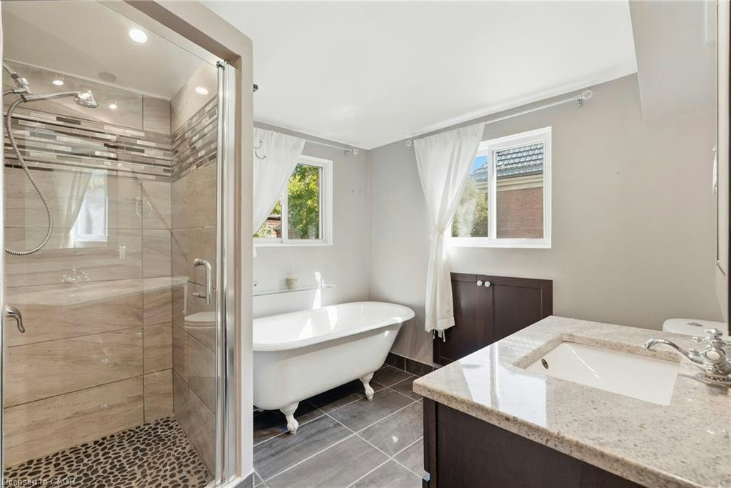 198 Duke Street, Hamilton, ON, L8P 1Y2 - 19