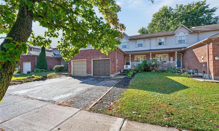 11 Hedge Lawn Drive