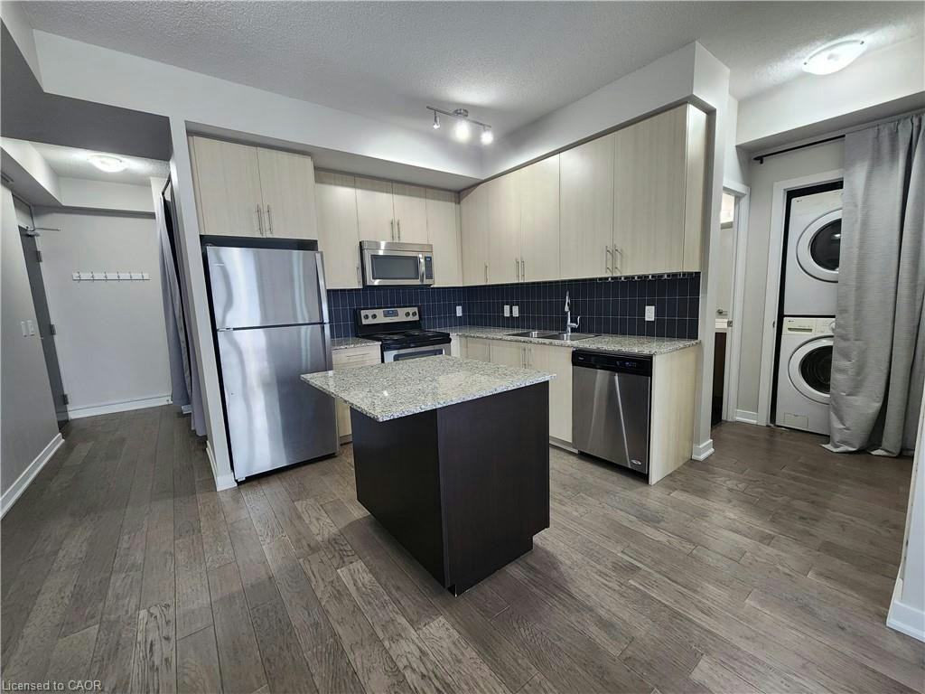 1011-85 Duke Street, Kitchener, ON, N2H 0B7 - 13
