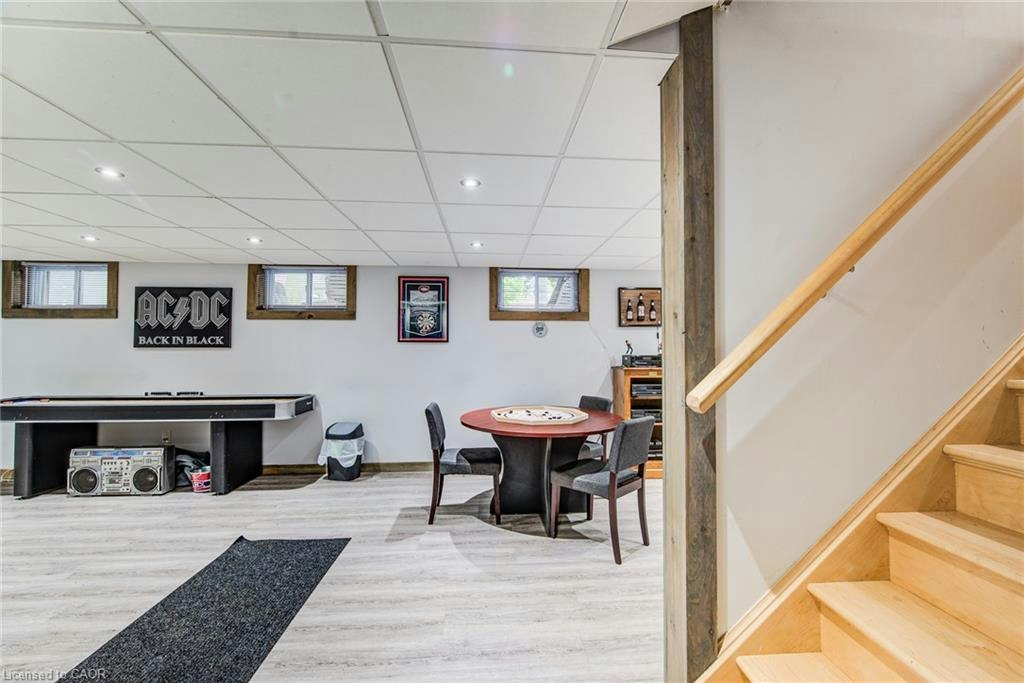 192 Warren Road, Kitchener, ON, N2M 4T7 - 9