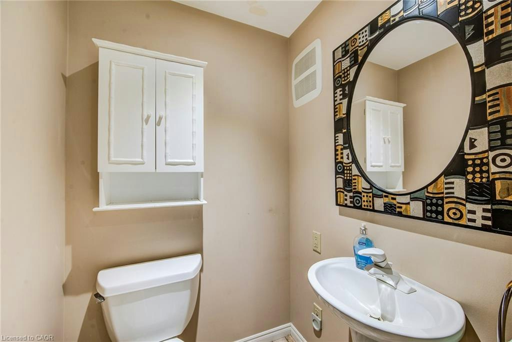 192 Warren Road, Kitchener, ON, N2M 4T7 - 12