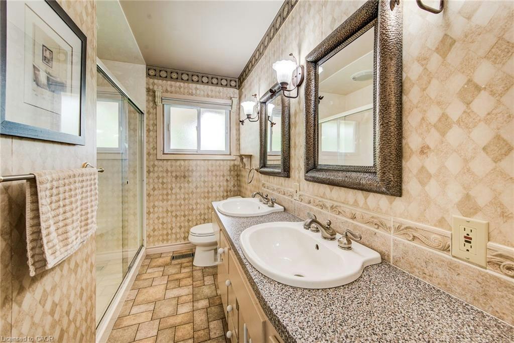 192 Warren Road, Kitchener, ON, N2M 4T7 - 7