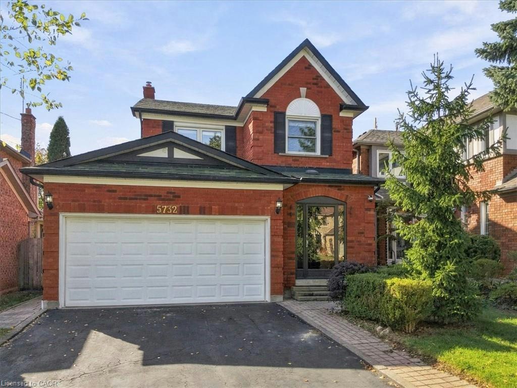 5732 Bell Harbour Drive, Mississauga, ON, L5M 5L1