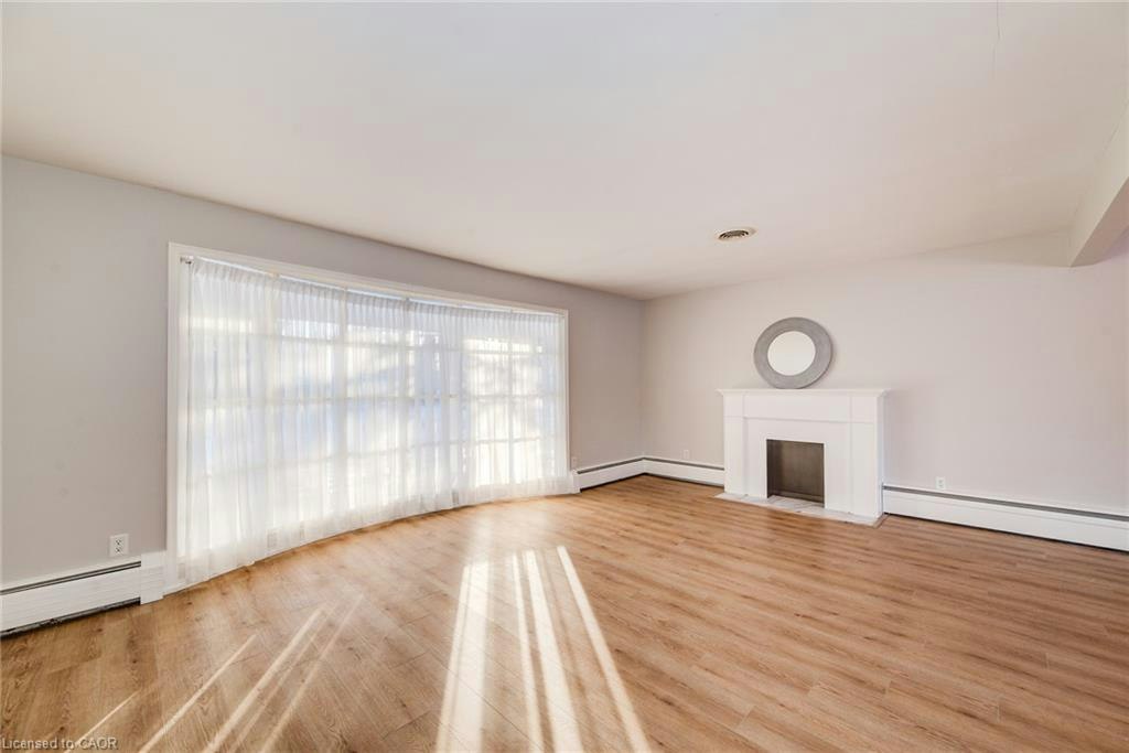 332 Longfellow Drive, Waterloo, ON, N2L 2S3 - 11
