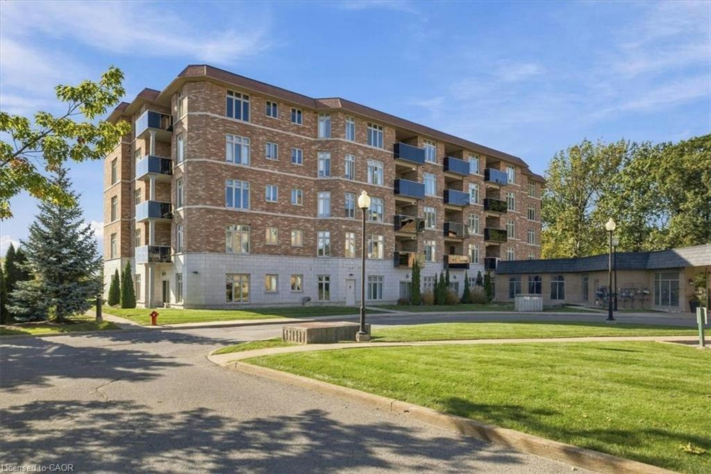 322-8111 Forest Glen Drive, Niagara Falls, ON, L2H 2Y7