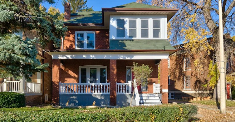 Upper-80 Grosvenor Avenue S, Hamilton, ON, L8M 3L2