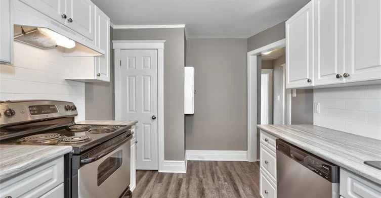 Upper-80 Grosvenor Avenue S, Hamilton, ON, L8M 3L2 - 4