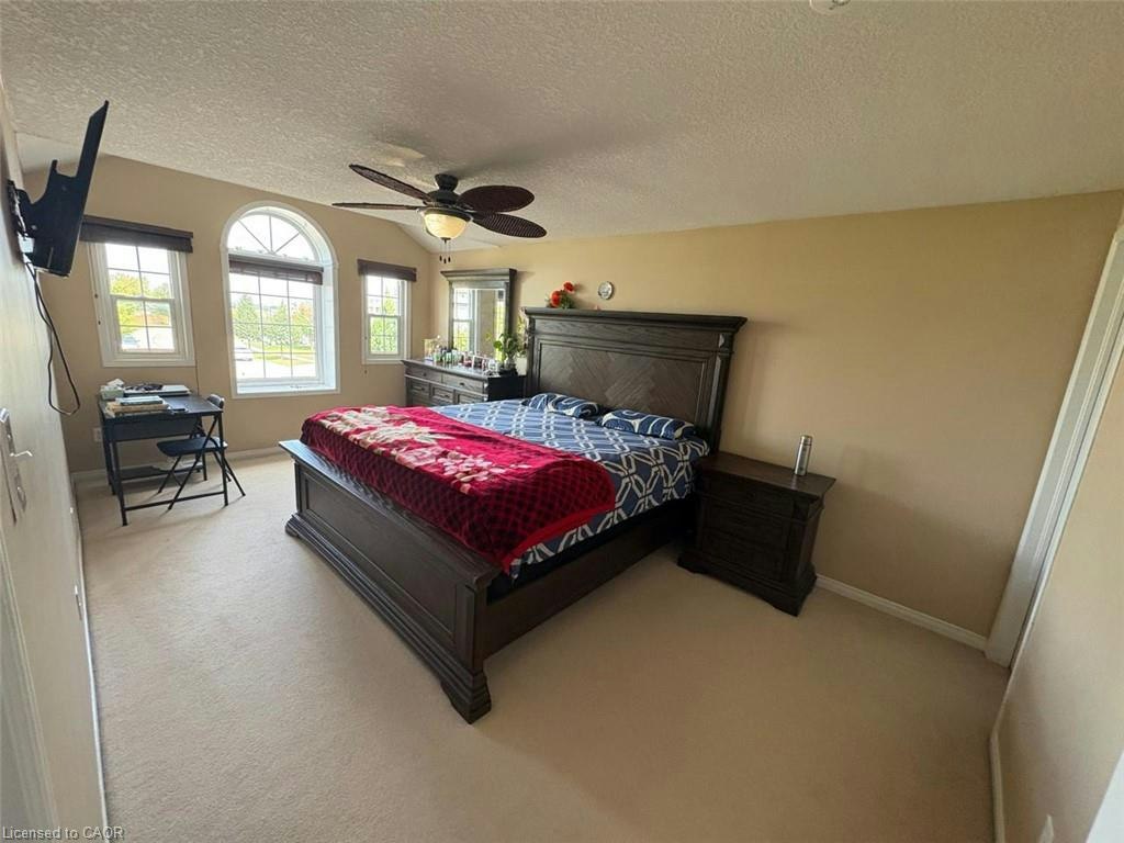 304 Purple Sage Crescent, Kitchener, ON, N2E 4G6 - 9