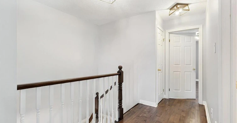 2092 English Crescent, Burlington, ON, L7L 7B3 - 12