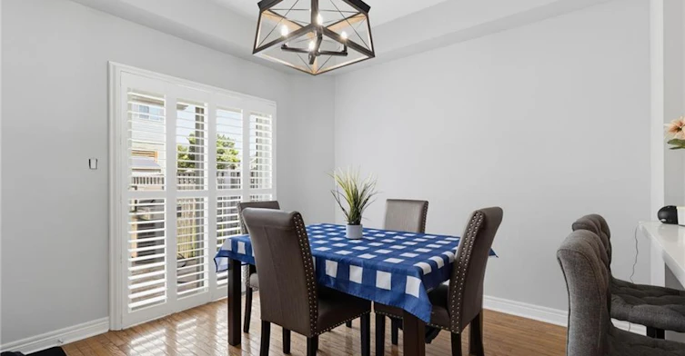 2092 English Crescent, Burlington, ON, L7L 7B3 - 11