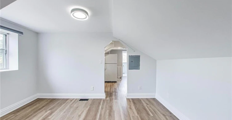 4-102 West Avenue S, Hamilton, ON, L8N 2S3 - 13