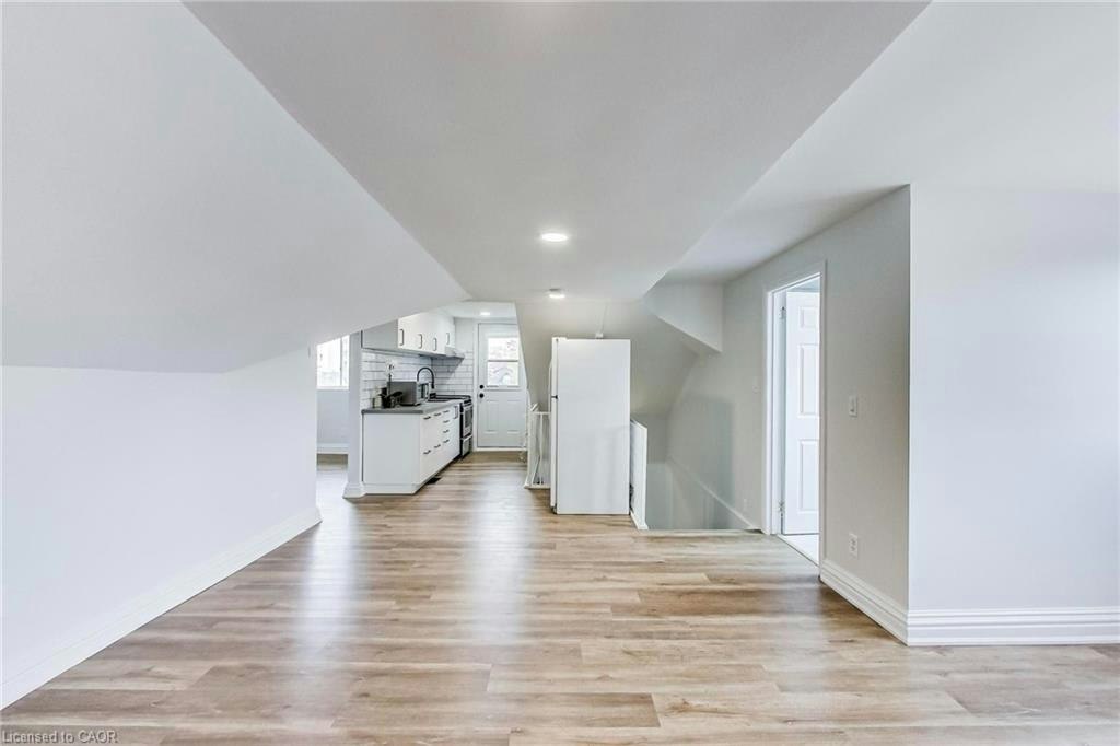 4-102 West Avenue S, Hamilton, ON, L8N 2S3 - 7